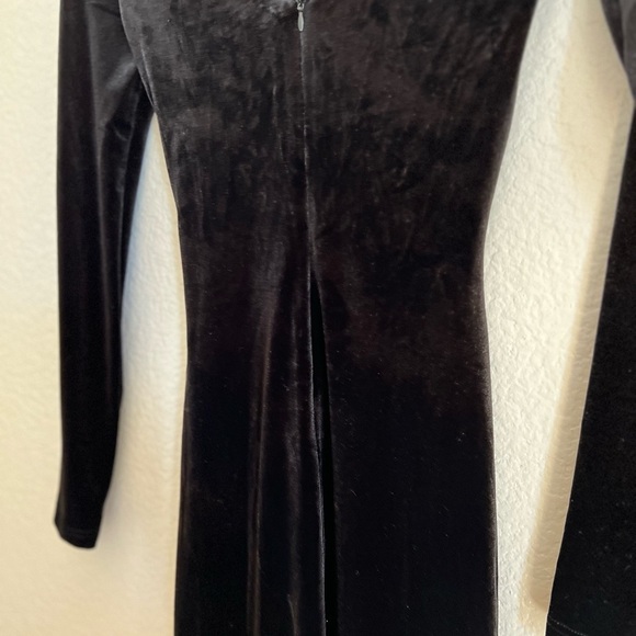 NWOT Hollywood Heyday Black Velvet Long Sleeve Mermaid Maxi Dress - Picture 9 of 12